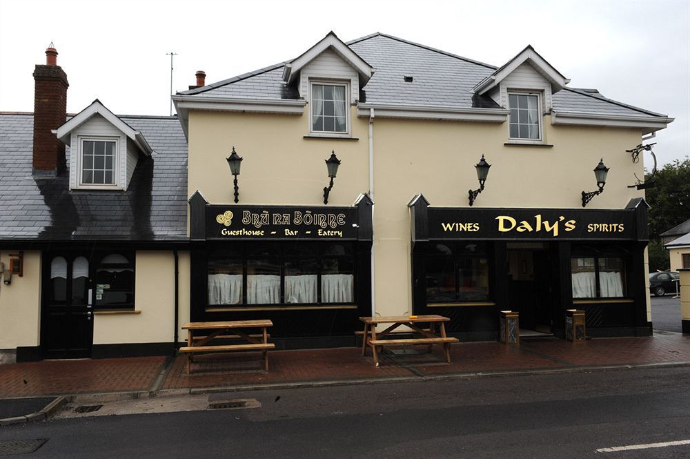 Dalys Inn Donore  Exterior foto