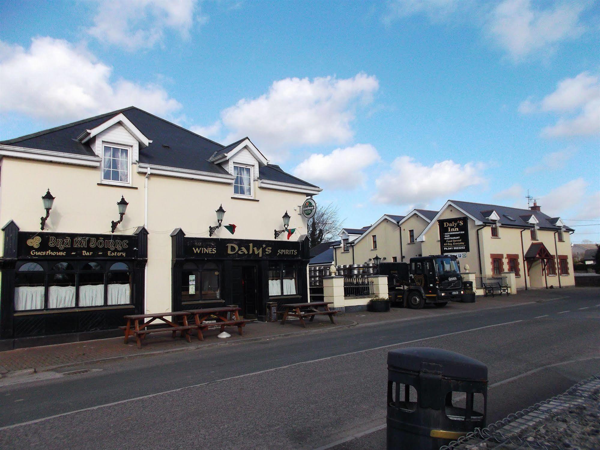 Dalys Inn Donore  Exterior foto